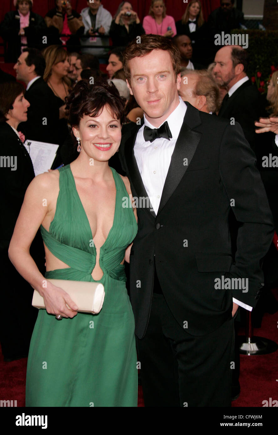 Feb 25, 2007 - Los Angeles, CA, USA - Acteurs HELEN McCRORY et DAMIAN LEWIS arrivant à la 79e cérémonie annuelle des Academy Awards qui a eu lieu au Kodak Theatre de Los Angeles. (Crédit Image : © Lisa O'Connor/ZUMA Press) Banque D'Images