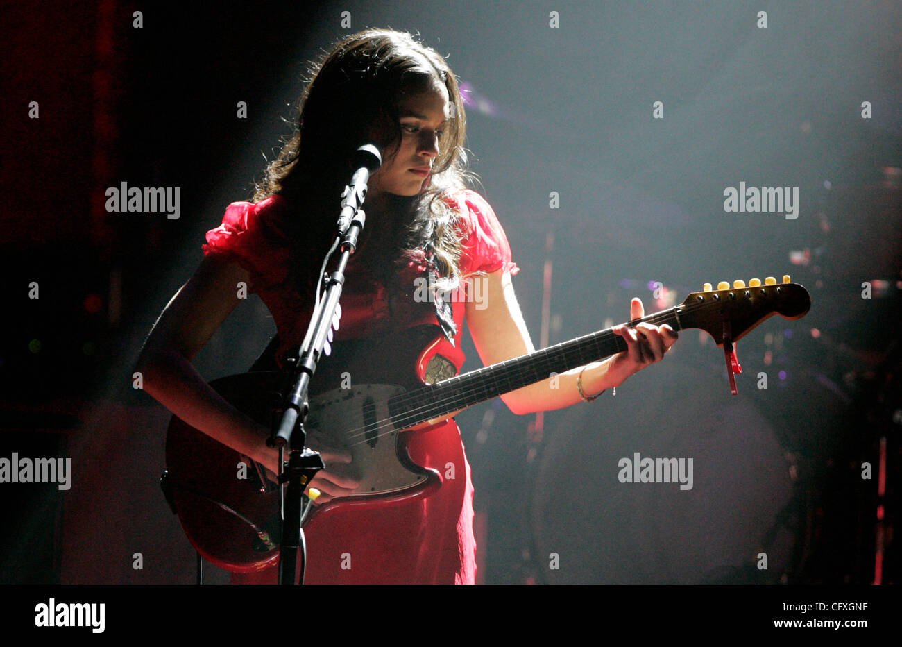 14 avril 2007, Norah Jones effectue au Orpheum à Boston au Massachusetts. Banque D'Images