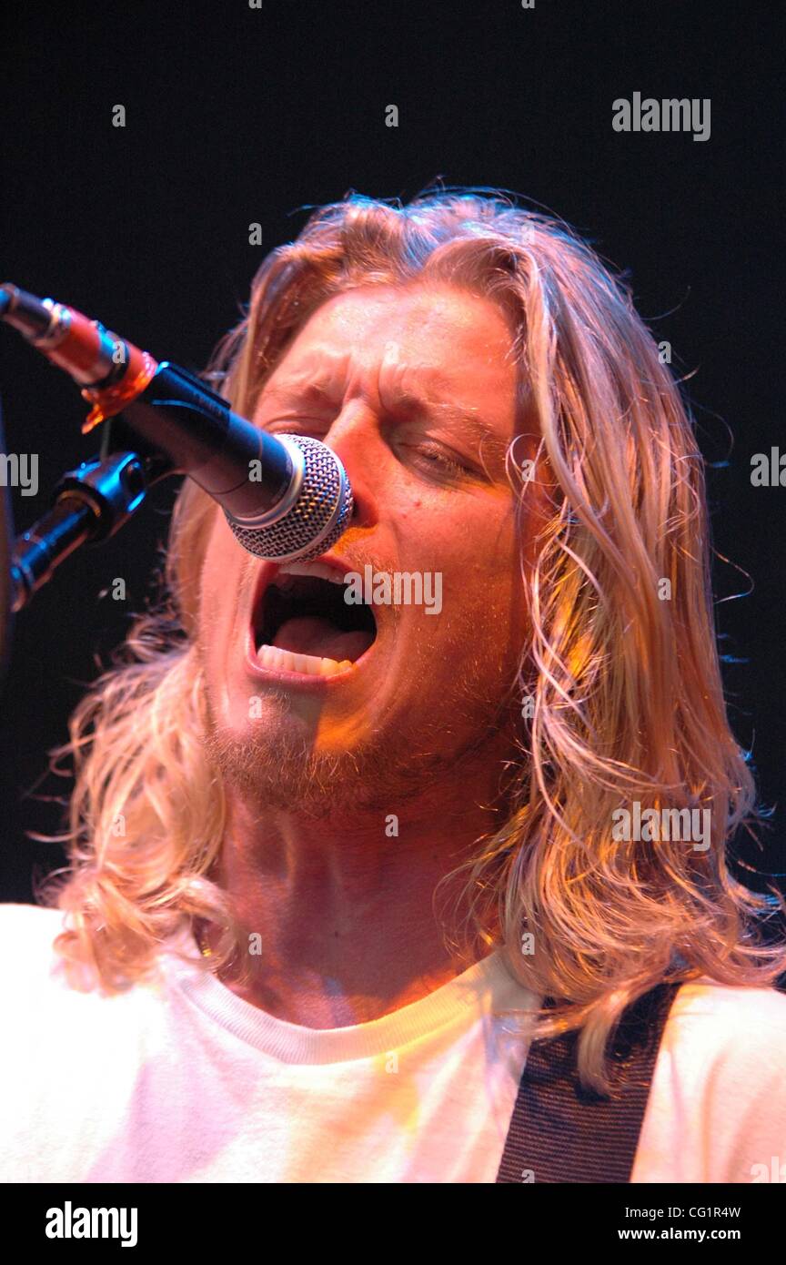 Singer Wes Scantlin et Puddle of Mudd effectuant au Walnut Creek Amphitheatre à Raleigh, NC Le 26 août, 2007 Copyright Tina Fultz Banque D'Images