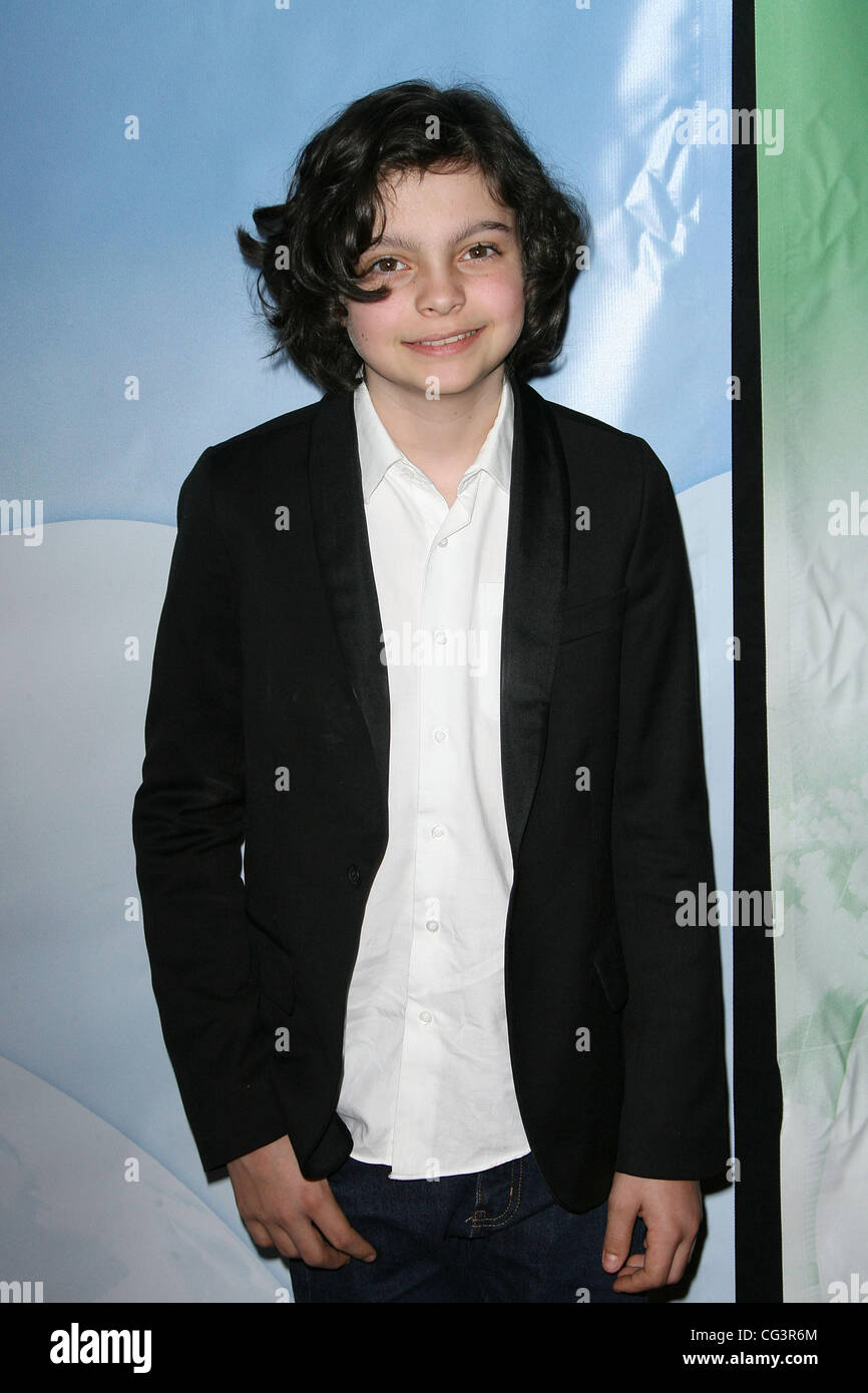 Max Burkholder NBC Universal 2011 TCA Winter Press Tour All-Star a tenu à l'hôtel Langham Huntington Hotel - Arrivées Pasadena, Californie - 13.01.11 Banque D'Images