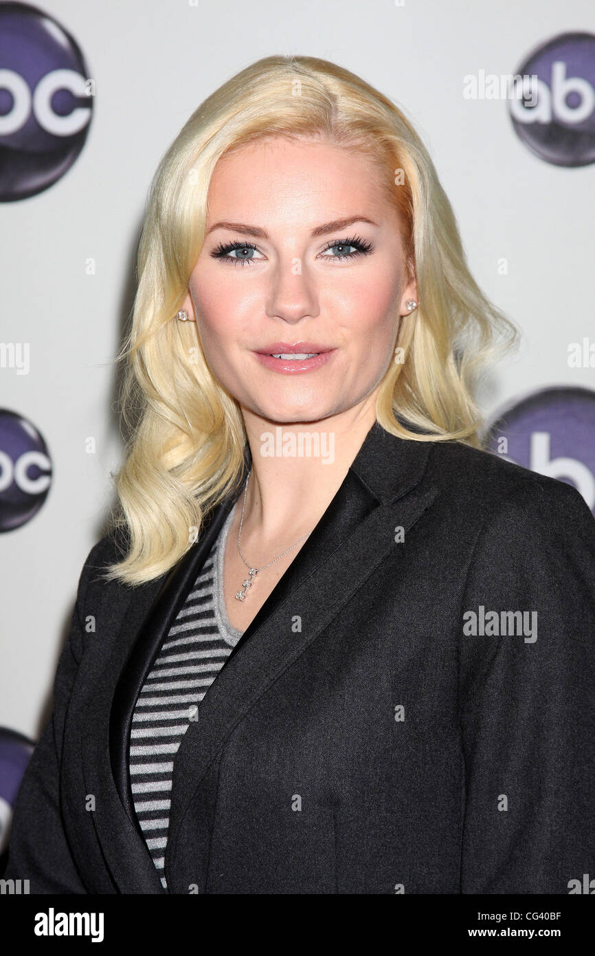 Elisha Cuthbert La Disney ABC Television Group's Hiver 2011 TCA Press Tour Party à l'hôtel Langham Huntington, Pasadena, Californie - 10.01.11 Banque D'Images