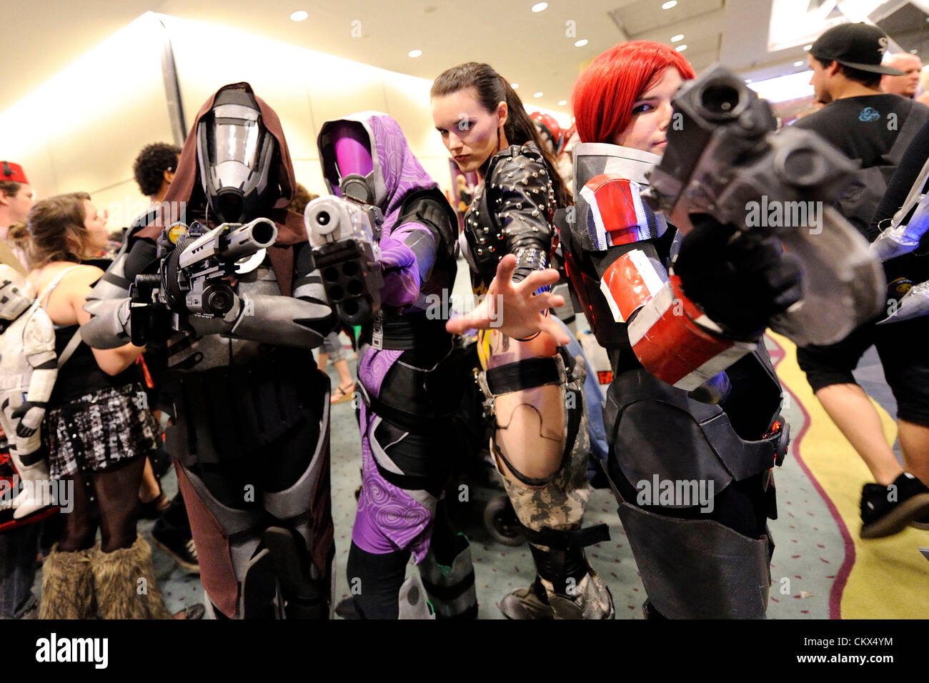 25 août 2012 - Toronto, Canada - Fans s'habillent en costumes pour Fan Expo Canada au Metro Toronto Convention Centre. (DCP/N8N) Banque D'Images