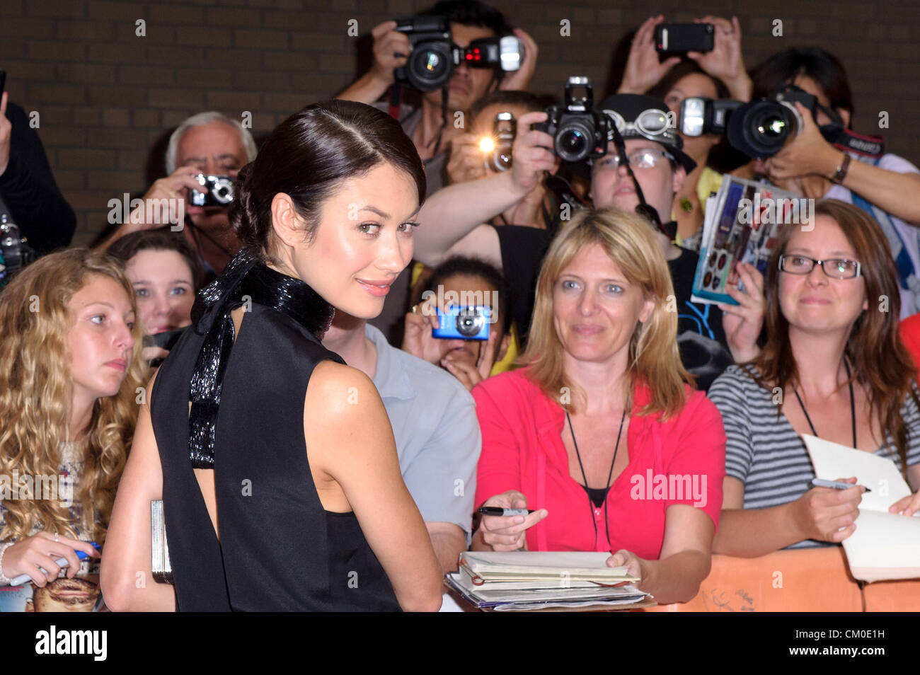 7 septembre 2012 - Toronto, Ontario, Canada - actrice Olga Kurylenko assiste à la même 'psychopathes' premiere pendant le Festival International du Film de Toronto 2012 tenue à Ryerson Theatre Le 7 septembre 2012 à Toronto, Canada (crédit Image : ©/ZUMAPRESS.com) Vidyashev Igor Banque D'Images