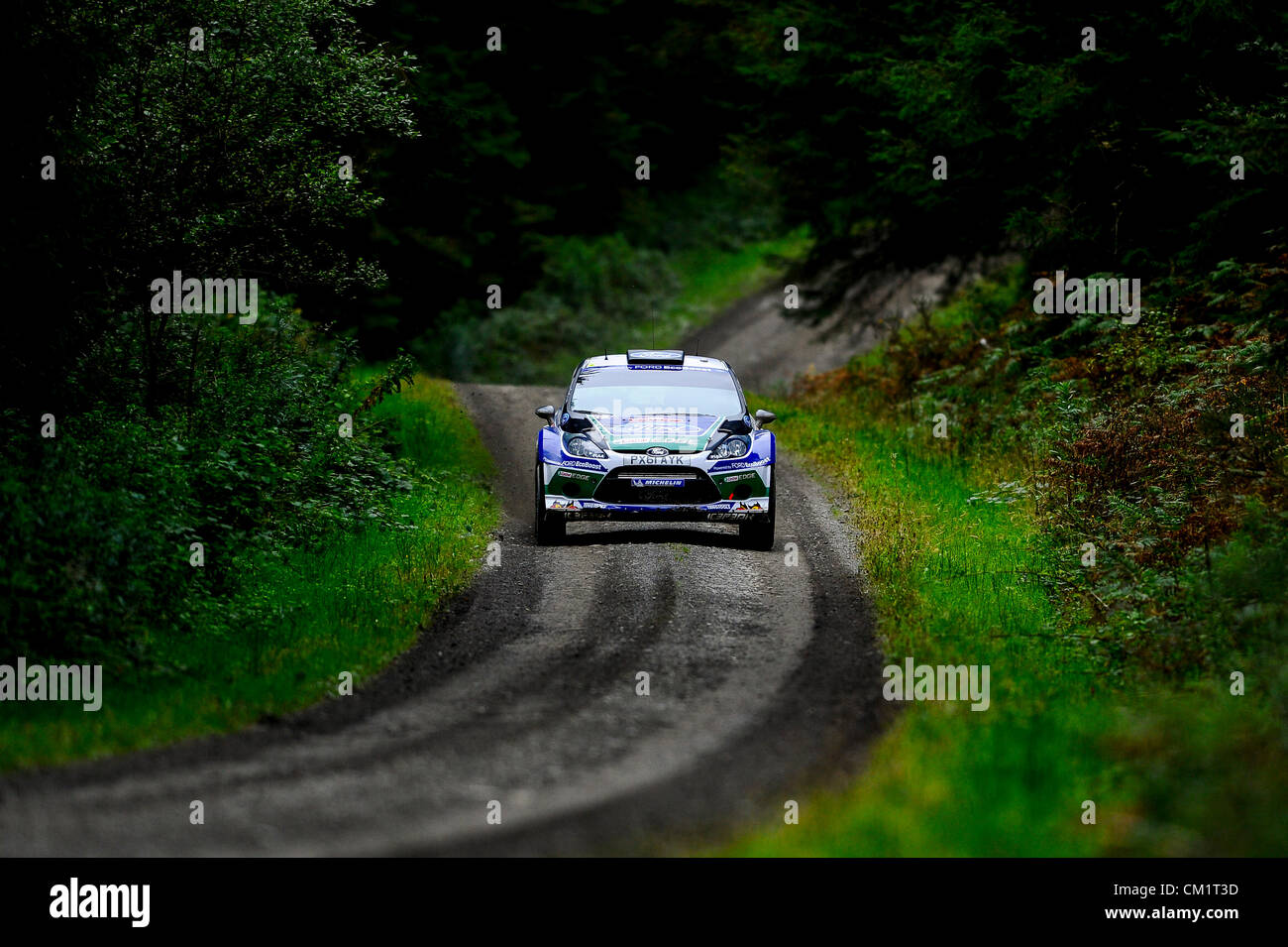 15.09.2012 Powys, Pays de Galles. Petter Solberg (NOR) et Co-Driver Chris Patterson (GBR) dans la # 4 Ford World Rally Team Ford Fiesta RS WRC en action sur la seconde passe de l'étape de Crychan (SS10) au cours de la deuxième journée de Wales Rally GB, série 10 de la FIA Word Rally Championship. Banque D'Images