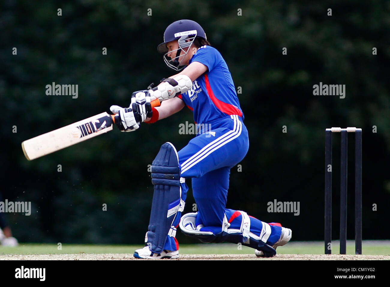 16/09/2012 Arundel, Angleterre. Arran Brindle batting au cours de la cinquième womens T20 International match entre l'Angleterre et l'Antilles joué à Arundel Castle Cricket Ground : crédit obligatoire : Mitchell Gunn Banque D'Images