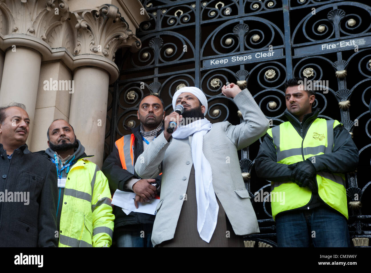Bradford, Royaume-Uni. 28 Septembre, 2012. Plusieurs orateurs ont exprimé leur colère face à l'y film qui est considéré comme anti-Islam Banque D'Images