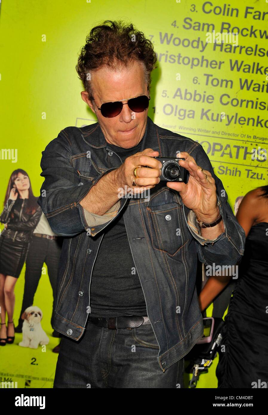 USA. Tom Waits aux arrivées pour sept psychopathes Premiere, Bruin Theatre, Los Angeles, CA le 1 octobre 2012. Photo par : Dee Cercone/Everett Collection/ Alamy live news. Banque D'Images