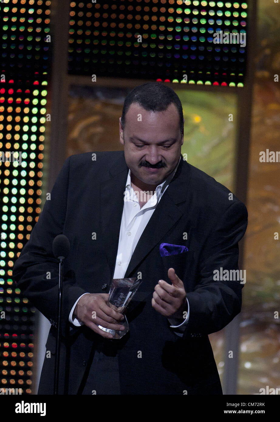 18 oct., 2012 - Los Angeles, Californie, États-Unis d'Amérique - Pepe Aguilar au Billboard Music Awards 2012 mexicain au Shrine Auditorium le Jeudi, Octobre 18, 2012, dans la région de Los Angele .ARMANDO (ARORIZO Image Crédit : © Armando Arorizo ZUMAPRESS.com)/Prensa Internacional/ Banque D'Images