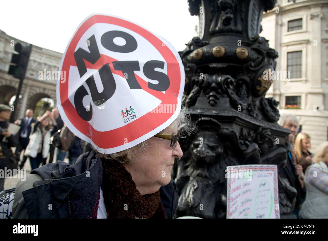 20 octobre 2012. London UK. Des milliers de membres de l'Union européenne et les militants contre l'austérité mars gouvernement et les coupes dans une marche organisée par le Trades Union Congress Banque D'Images