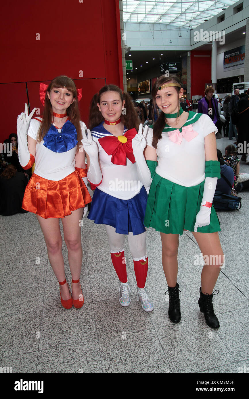 Invités ont revêtu cette année au Comic Con MCM London Expo, à l'Excel Centre. Un événement de deux jours qui attire plus de 100 000 personnes dont la plupart habiller dans leur bande dessinée préférée-sci-fi ou de personnage de jeu vidéo. Londres, Royaume-Uni. 27 10 2012 Banque D'Images