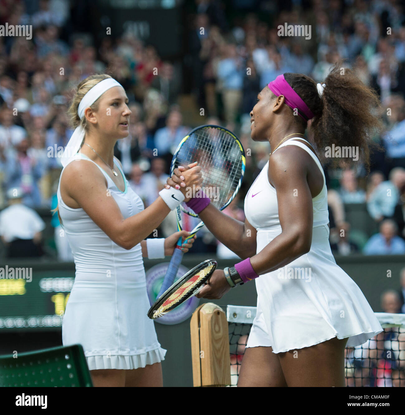 05.07.2012. Le Wimbledon Tennis Championships 2012 tenue à l'All England Lawn Tennis et croquet Club, Londres, Angleterre, Royaume-Uni. Serena Williams (USA) [6] v Victoria Azarenka (BLR) [2] . Serena triomphant. Banque D'Images