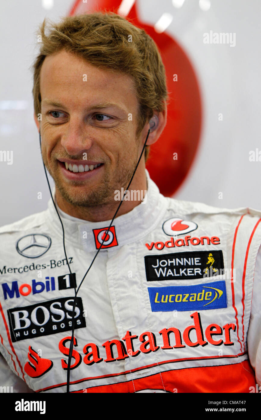06.07.2012 Towcester, Angleterre. Sport Automobile : Championnat du Monde de Formule 1 de la FIA 2012, Grand Prix de Grande-Bretagne, # 3 Jenson Button (GBR, Vodafone McLaren Mercedes)smiling Banque D'Images