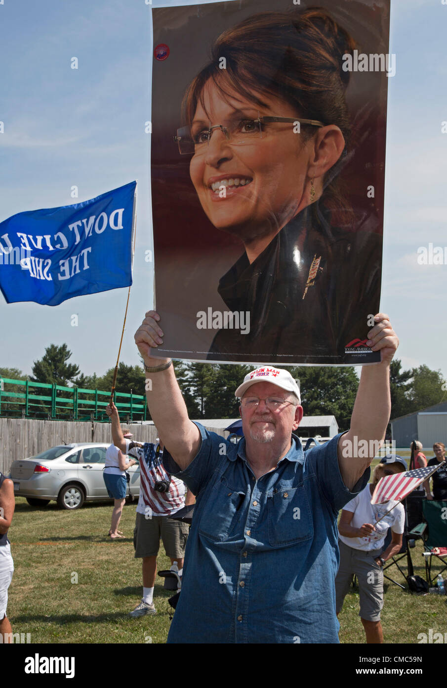 Belleville, Michigan - 14 juillet 2012 - Un 'patriotes' dans le parc organisé par le Tea Party et les Américains pour la prospérité. La foule a écouté un discours prononcé par l'ancien gouverneur de l'Alaska, Sarah Palin. Banque D'Images