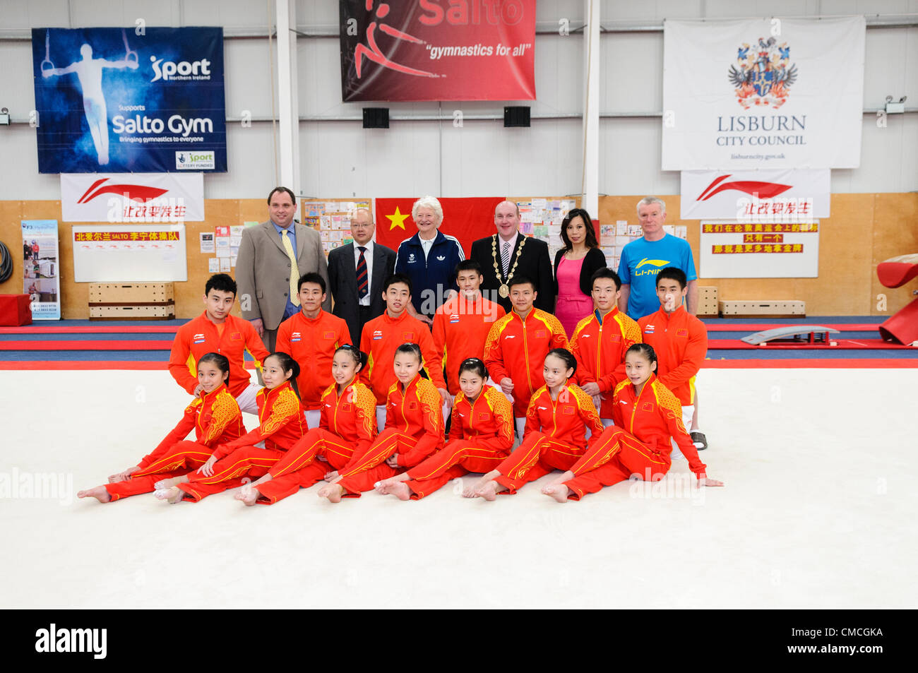Lisburn, 18/07/2012 - L'équipe de gymnastique chinoise pour les Jeux Olympiques de 2012 à Londres à Lisburn, Irlande du Nord Banque D'Images