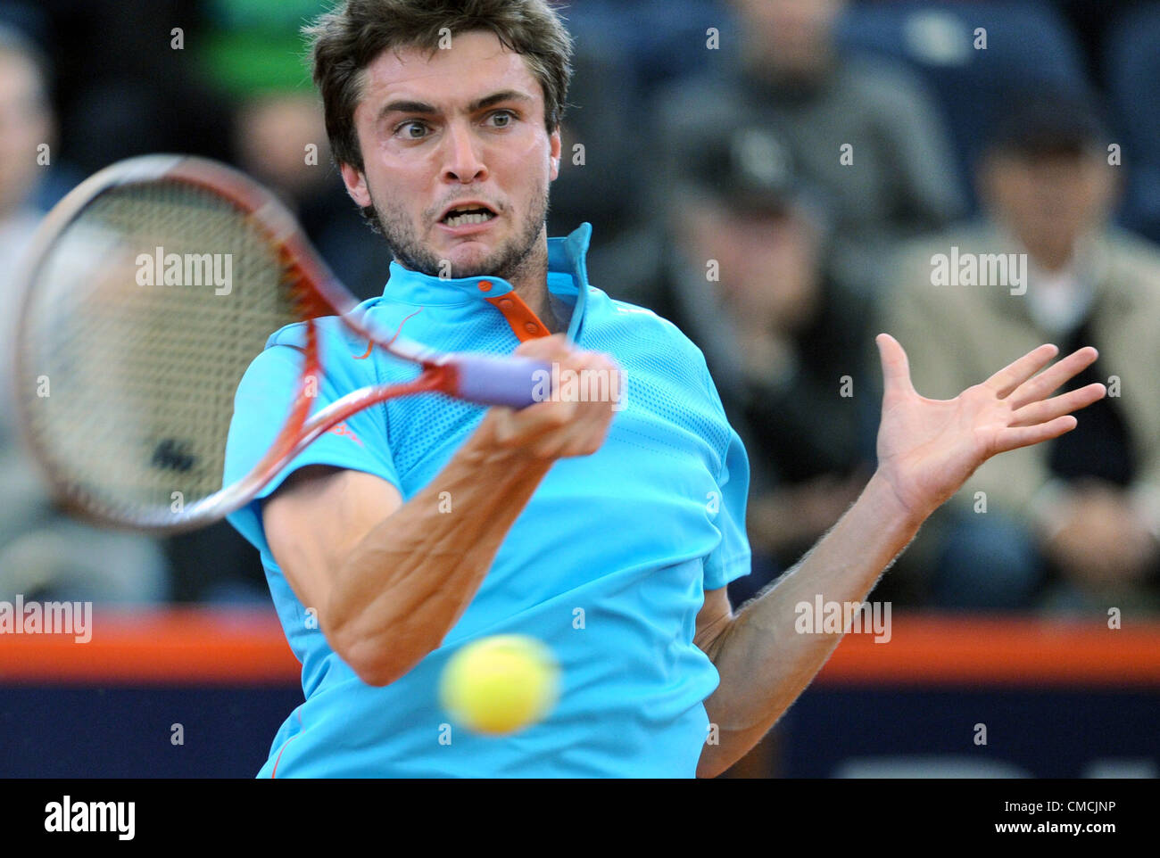 18.07.2012. Hambourg, Allemagne. La France Gilles Simon joue contre l'Allemagne à l'ATPWorld Haas 500 Tour tournament à Rothenbaum à Hambourg, Allemagne, 18 juillet 2012. Banque D'Images