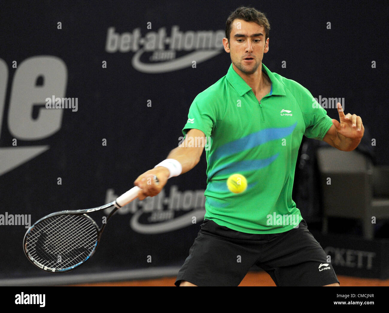 18.07.2012. Hambourg, Allemagne. La Croatie Marin Cilic joue contre l'Argentine à l'ATPWorld Delbonis Tour 500 tournament à Rothenbaum à Hambourg, Allemagne, 18 juillet 2012. Banque D'Images