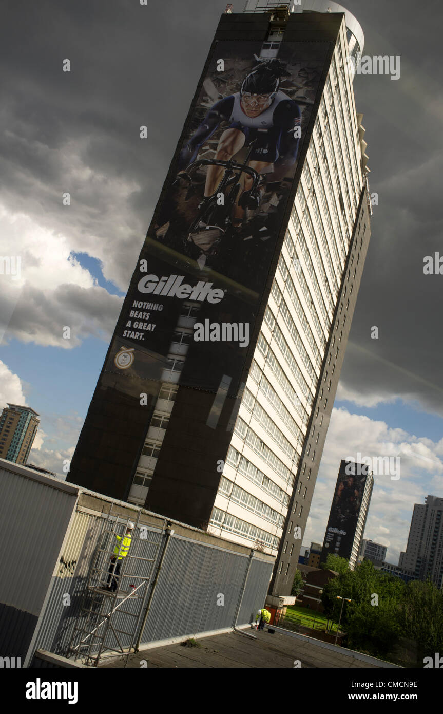 19 juillet 2012. Stratford London, UK. Poster géant de la British Olympic cycliste Chris Hoy sur un immeuble à Stratford Banque D'Images