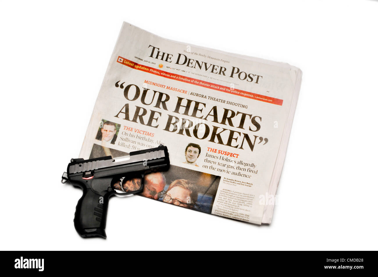Titre du Denver Post immédiatement après le tournage de plus de 70 personnes à l'Aurora, Colorado Theatre Banque D'Images