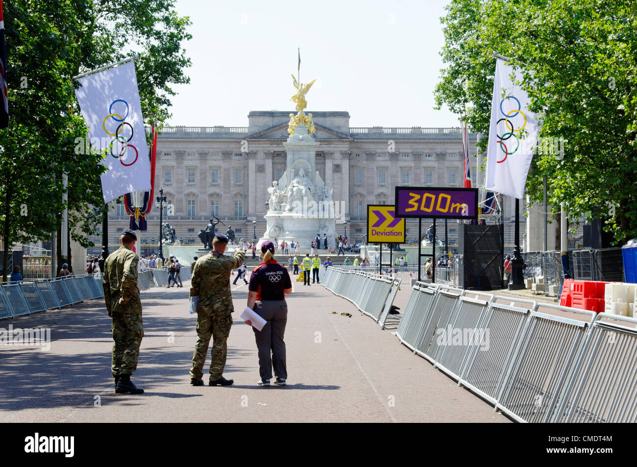 Londres, Royaume-Uni, jeudi 26 juillet, 2012. Un jour avant les Jeux Olympiques de 2012 à Londres la cérémonie d'ouverture du centre commercial. Banque D'Images