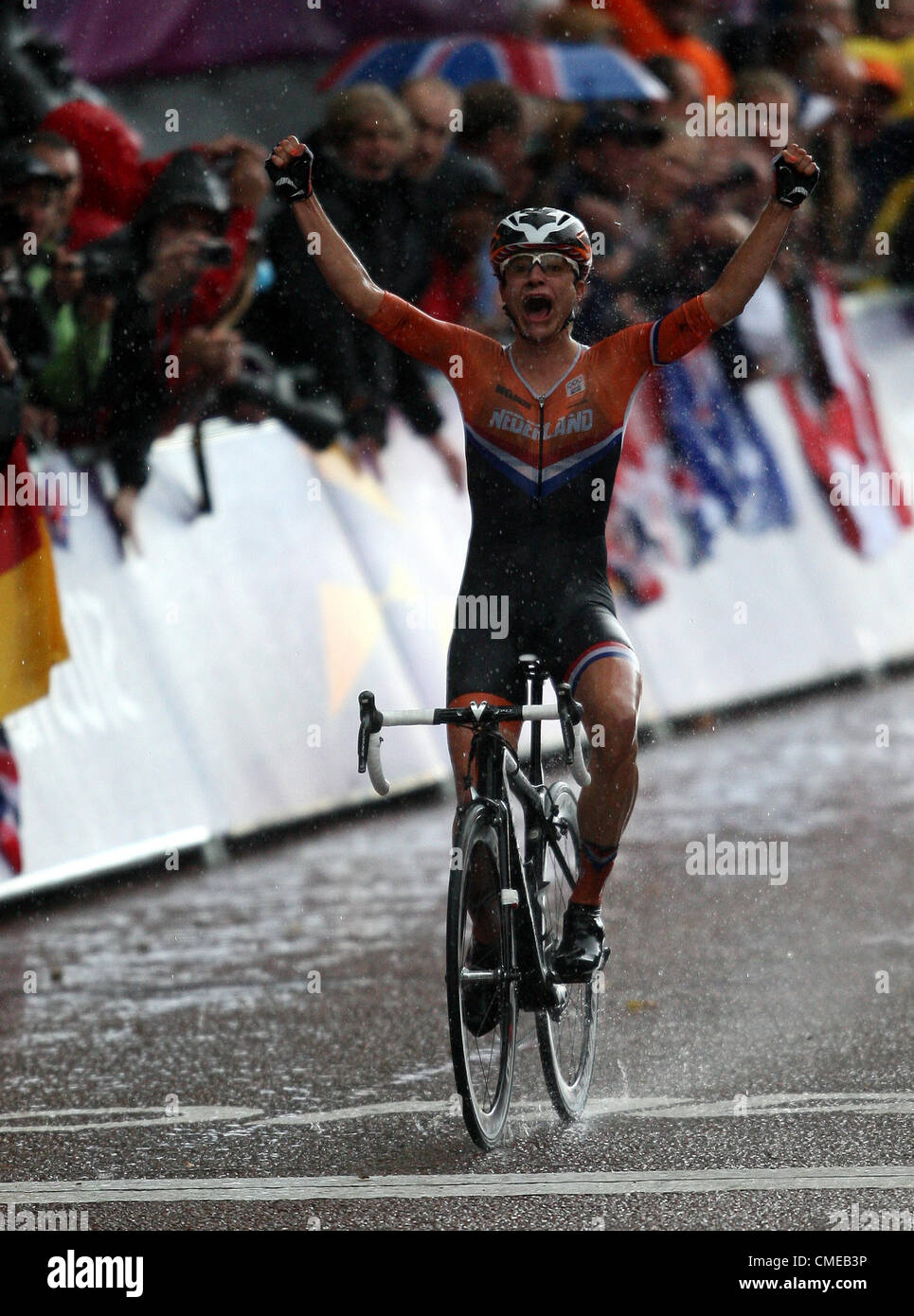 Médaillé d'or, MARIANNE VOS HOLLAND Pall Mall LONDON ANGLETERRE 29 Juillet 2012 Banque D'Images