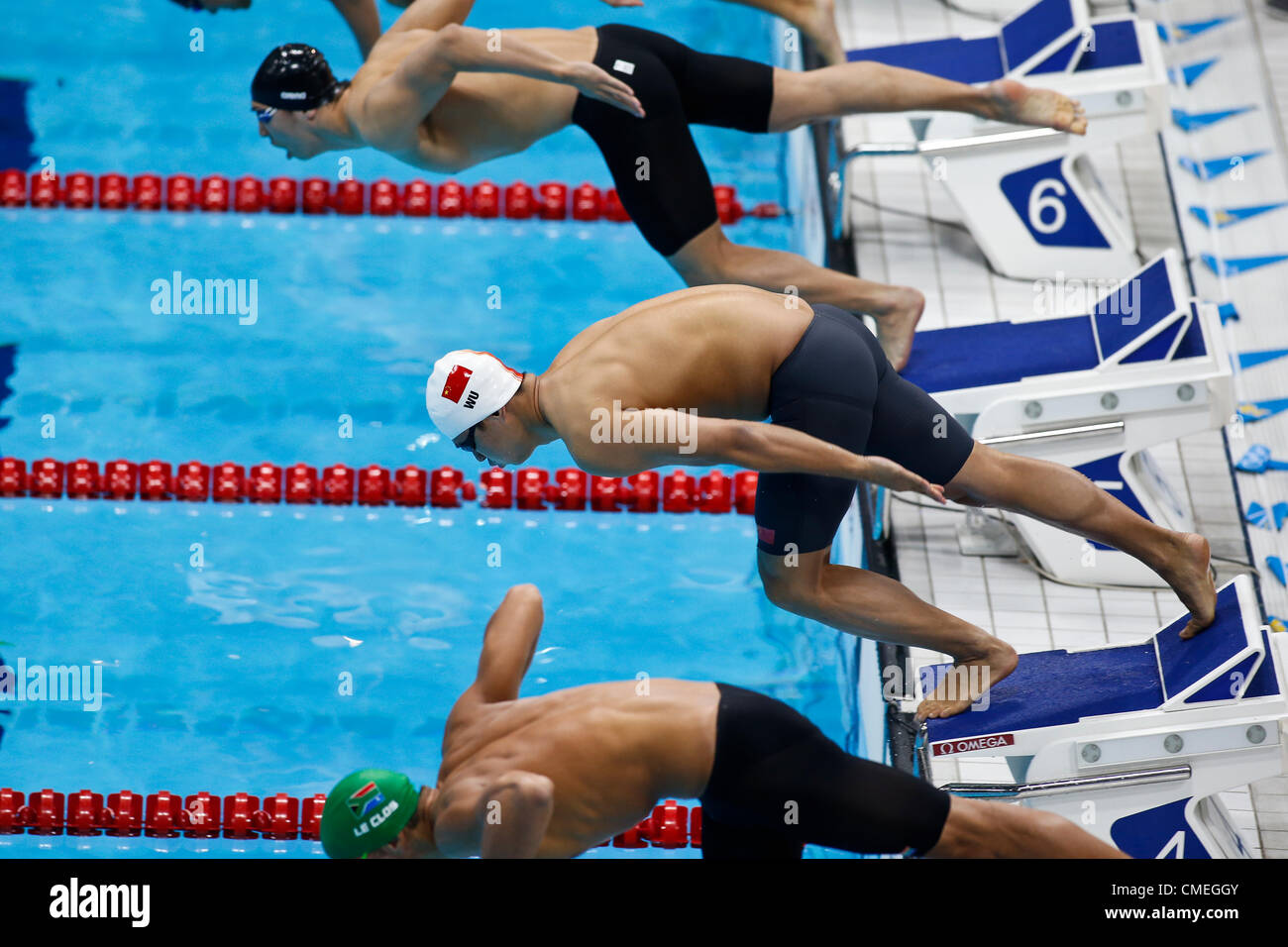 30 juillet 2012. Wu Peng (CHN) en compétition dans l'épreuve du 200 mètres papillon de la chaleur dans le cadre des Jeux Olympiques d'été de 2012, Londres, Angleterre. Credit : PCN Photography / Alamy Live News Banque D'Images