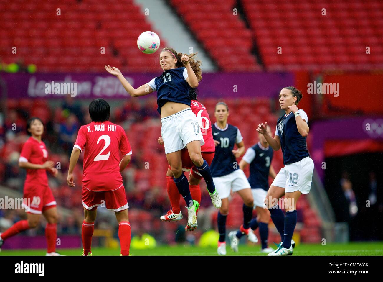 31.07.2012 Manchester, Angleterre. United States Team USA l'avant Alex Morgan en action au cours du troisième tour groupe G womens match entre l'équipe américaine et le RMR, la Corée du Nord à Old Trafford. Banque D'Images