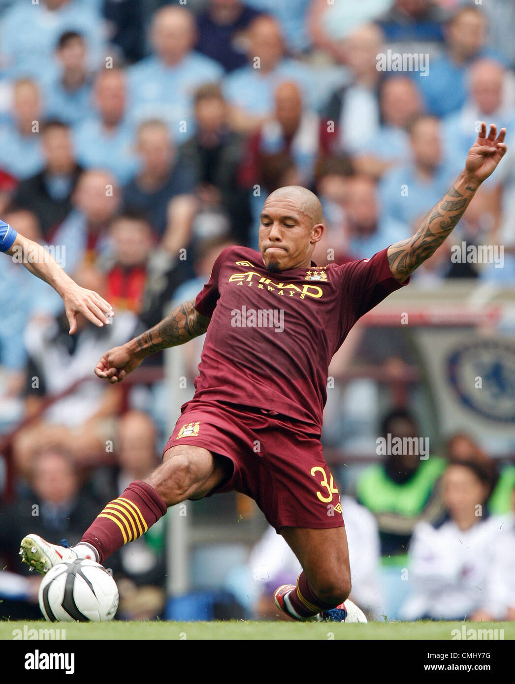 NIGEL DE JONG Manchester City FC VILLA PARK BIRMINGHAM ENGLAND 12 Août 2012 Banque D'Images