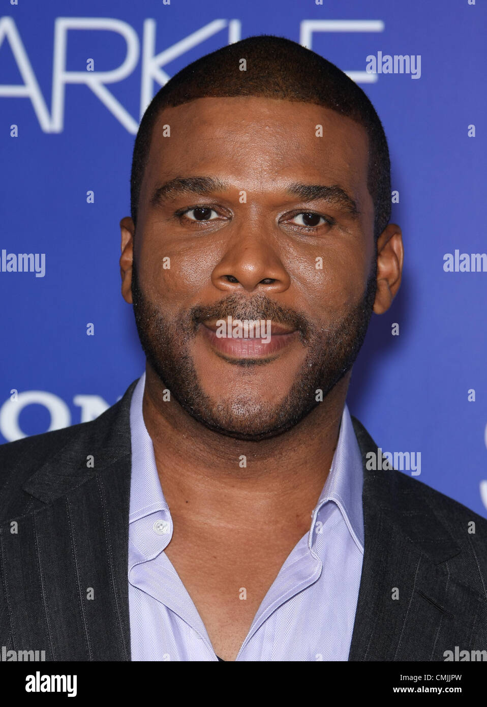 TYLER PERRY SPARKLE. Première mondiale HOLLYWOOD LOS ANGELES CALIFORNIA USA 16 Août 2012 Banque D'Images TYLER PERRY SPARKLE. Première mondiale HOLLYWOOD LOS ANGELES CALIFORNIA USA 16 Août 2012 Banque D'Images