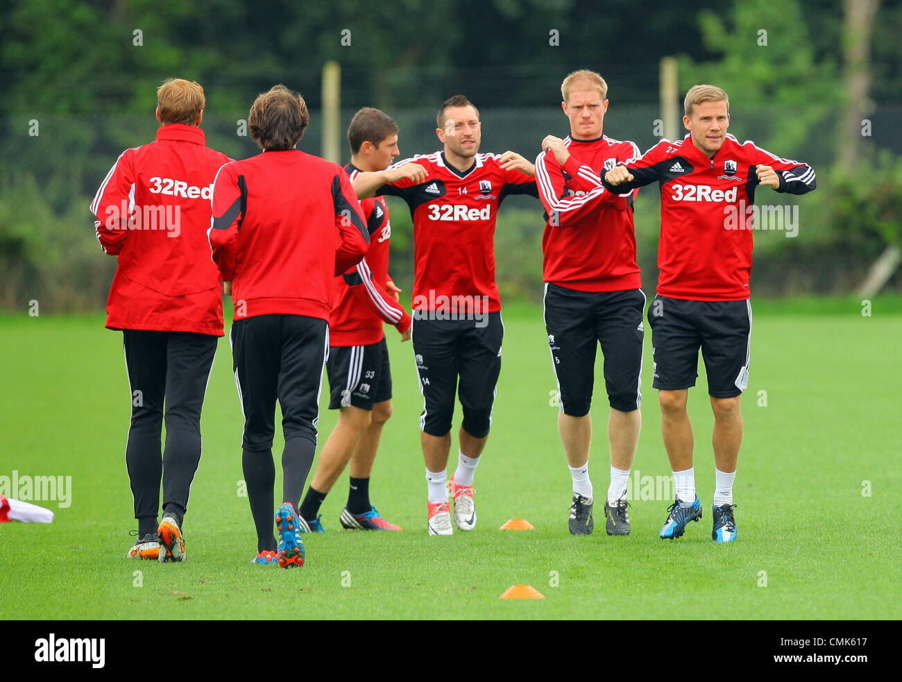 Photo R-L : Mark Gower, Alan Tate et Stephen Dobbie. Le mardi 21 août 2012 Re : Barclay's Premier League Swansea City Football Club formation à Llandarcy, dans le sud du Pays de Galles, Royaume-Uni. Credit : D Legakis / Alamy Live News Banque D'Images