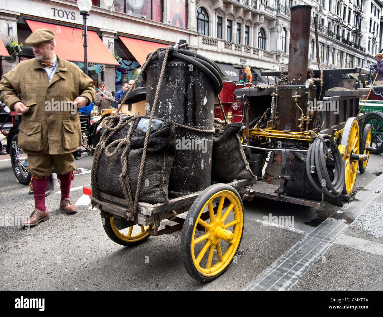 Londres, Royaume-Uni. 2 novembre 2013. Chariot à vapeur Salvesen 1896 au Regent Street Motor Show de Londres UK 03/11/2013 Credit : Cabanel/Alamy Live News Banque D'Images