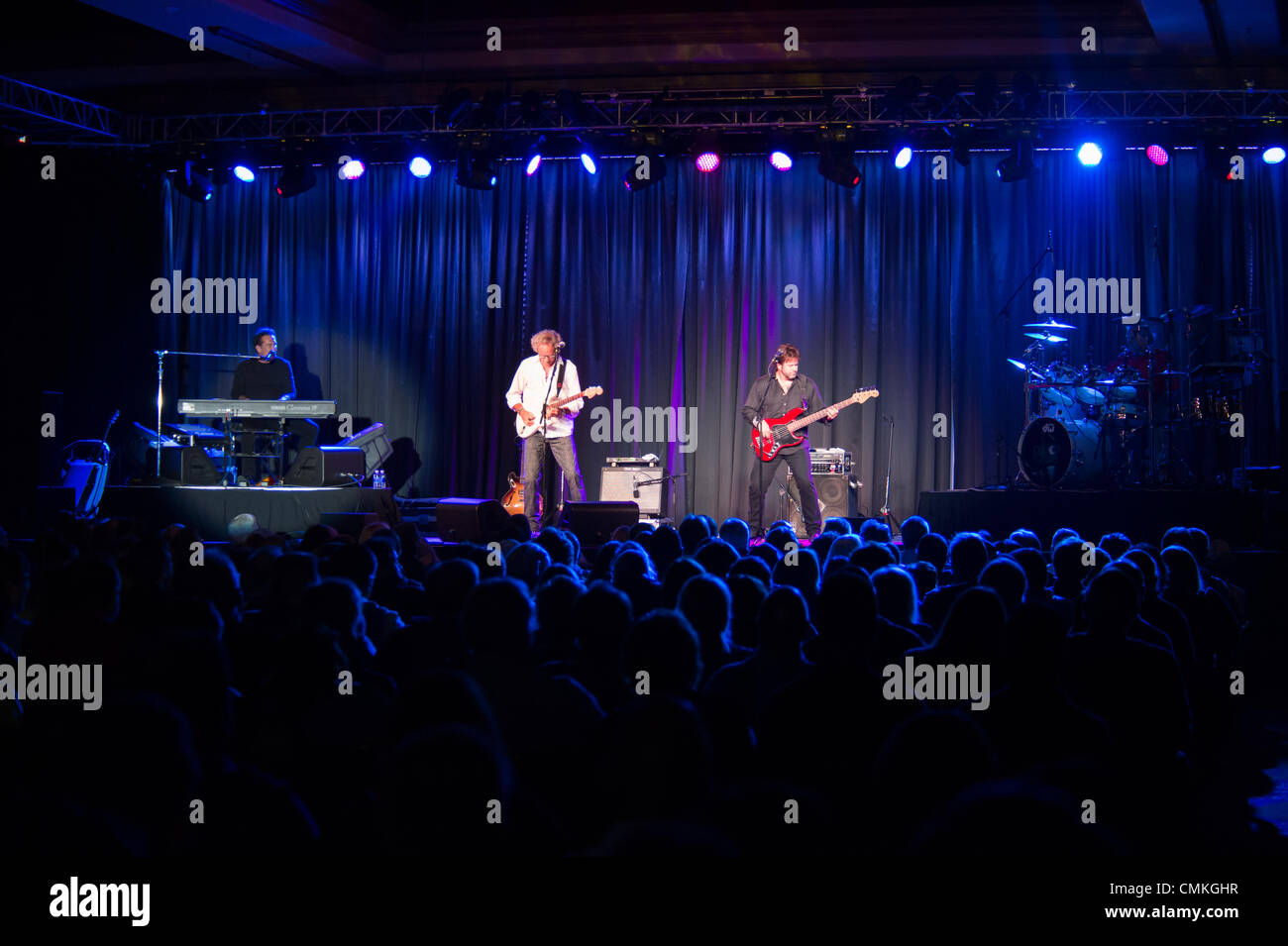 Lincoln, en Californie, aux États-Unis. 1er novembre 2013. 1 novembre : Rock Band Pablo Cruise fonctionne à Thunder Valley Casino Resort de Lincoln, Californie le 1 novembre 2013 Crédit : Randy Miramontez/Alamy Live News Banque D'Images