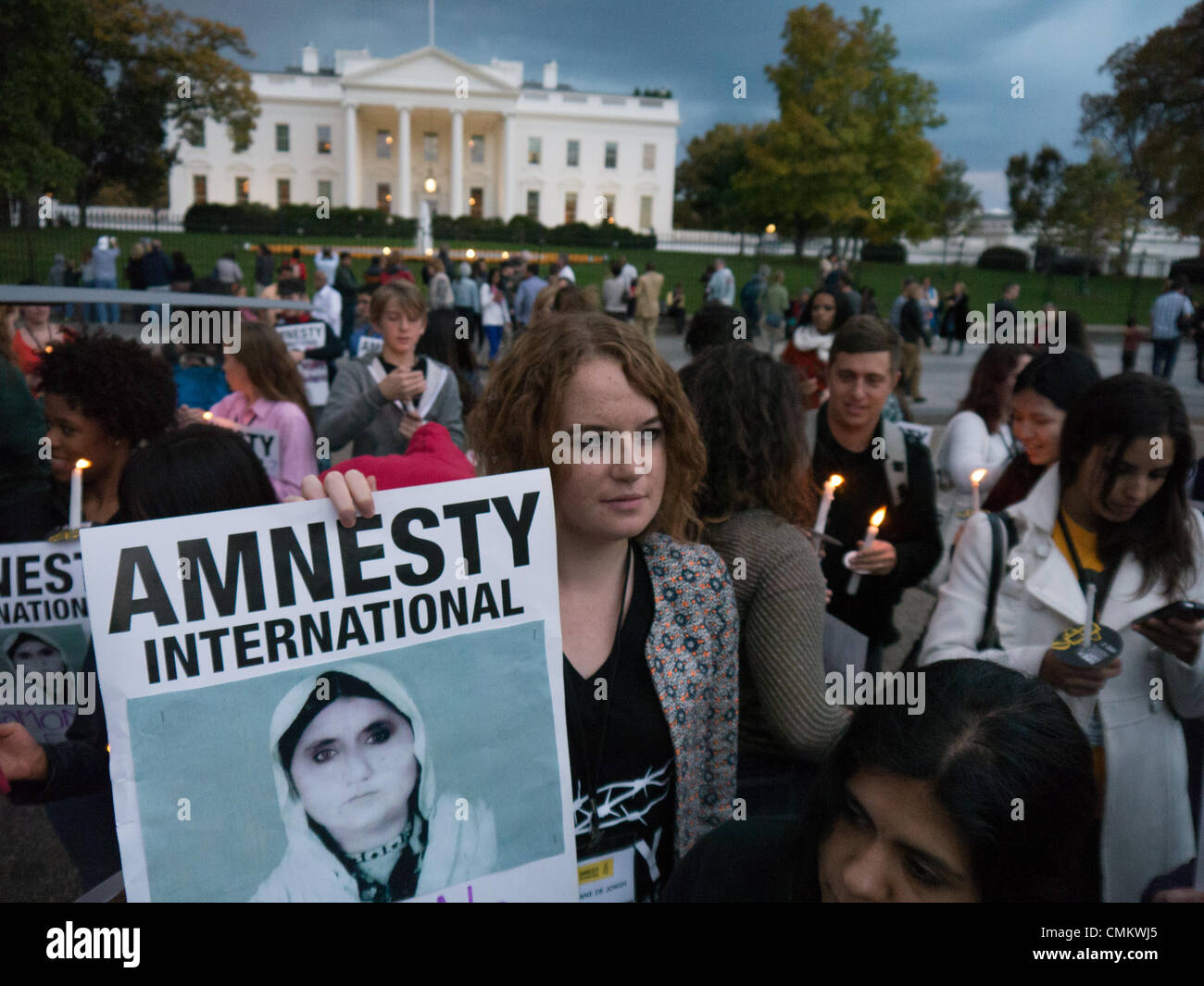 Washington, DC, USA. 2 nov., 2013. Les militants d'Amnesty International a protesté contre les exécutions extrajudiciaires et de drones. Credit : Ann peu/Alamy Live News Banque D'Images