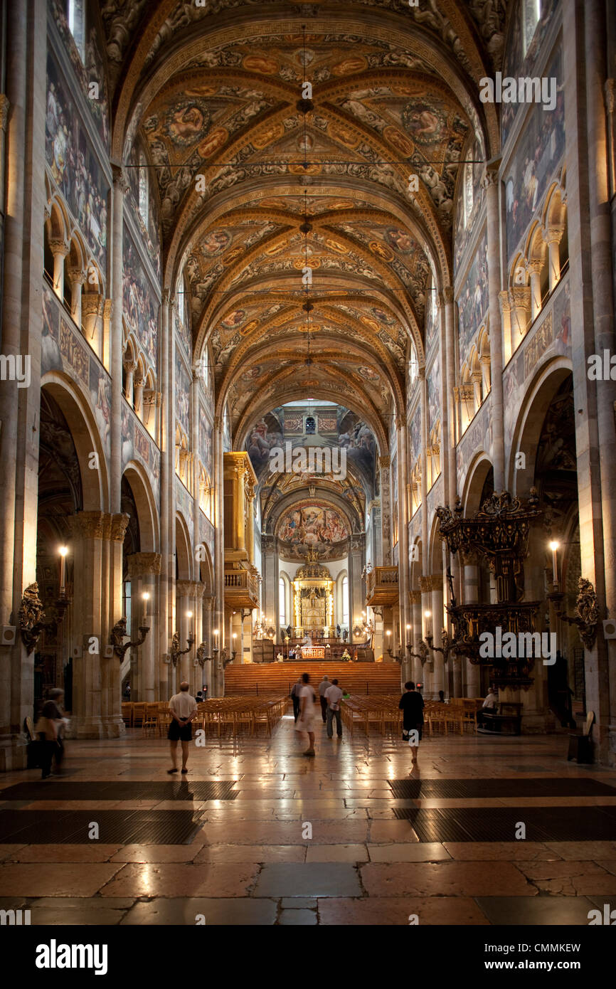 L'intérieur du Duomo (cathédrale), Parme, Emilie-Romagne, Italie, Europe Banque D'Images