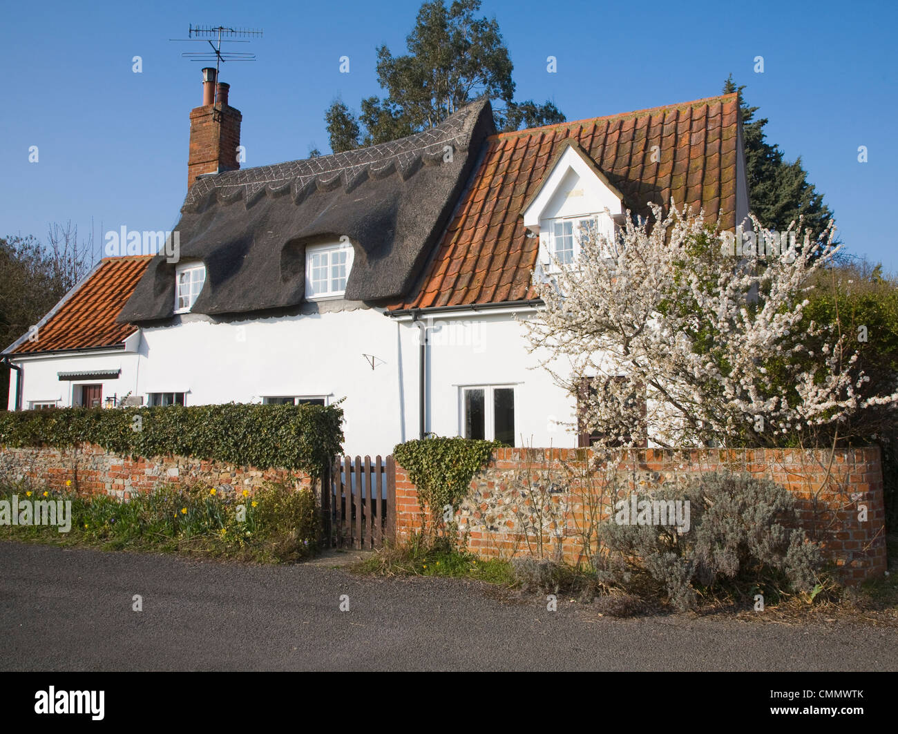Joli village cottage Marlesford, Suffolk, Angleterre Banque D'Images
