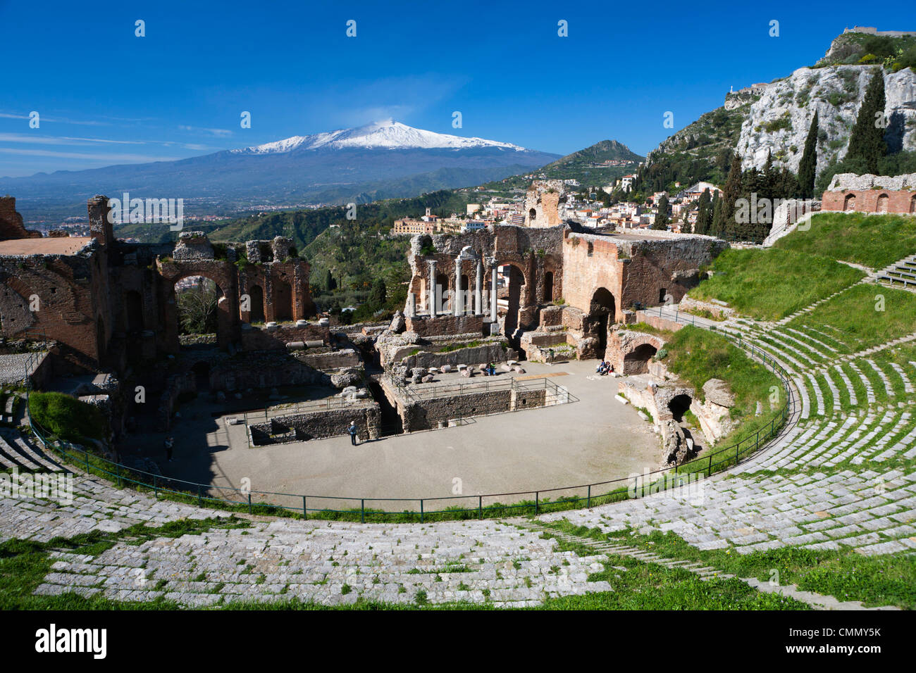 L''amphithéâtre grec et l'Etna, Taormina, Sicile, Italie, Europe Banque D'Images