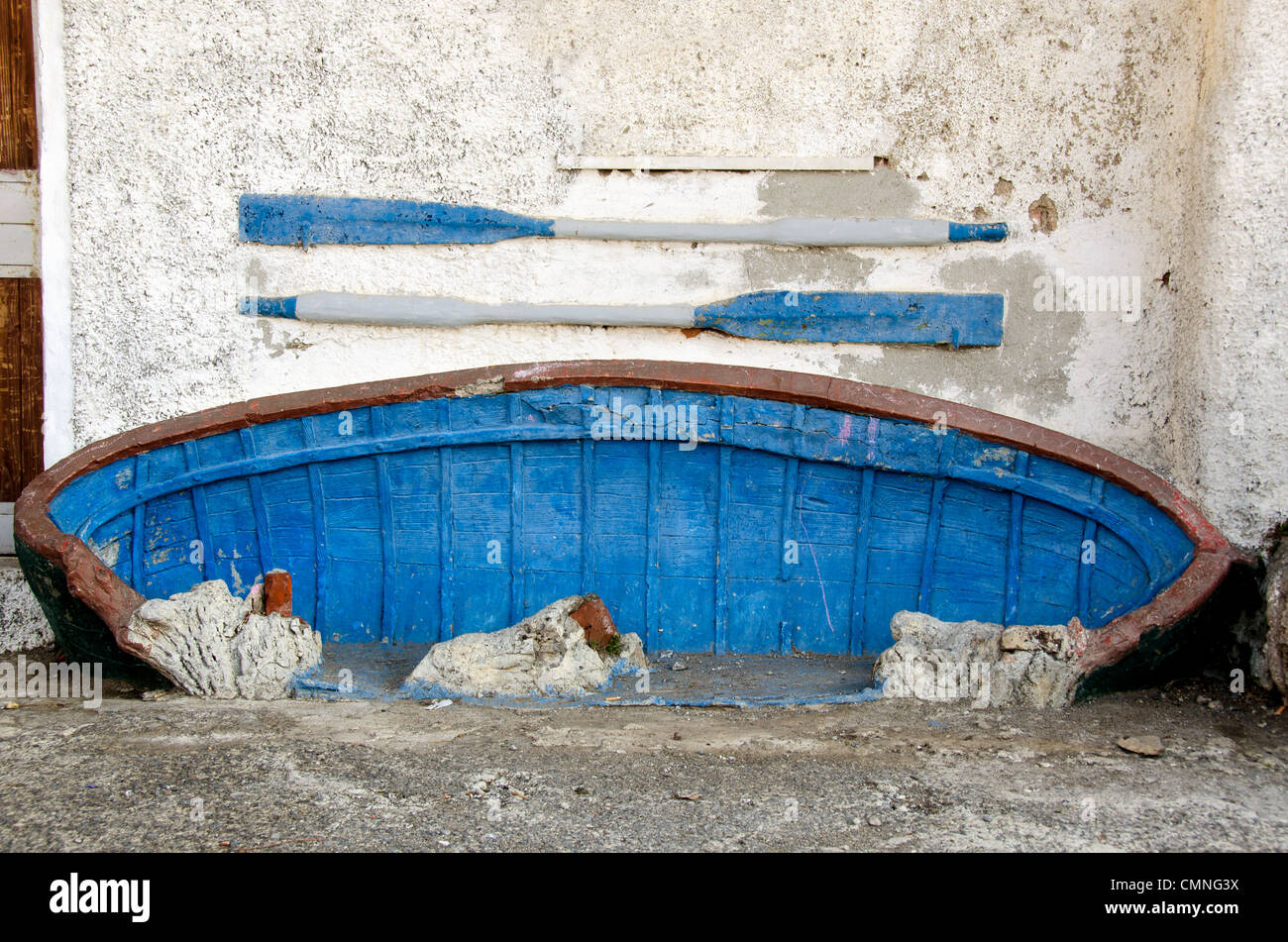 Bateau à rames en béton Banque D'Images