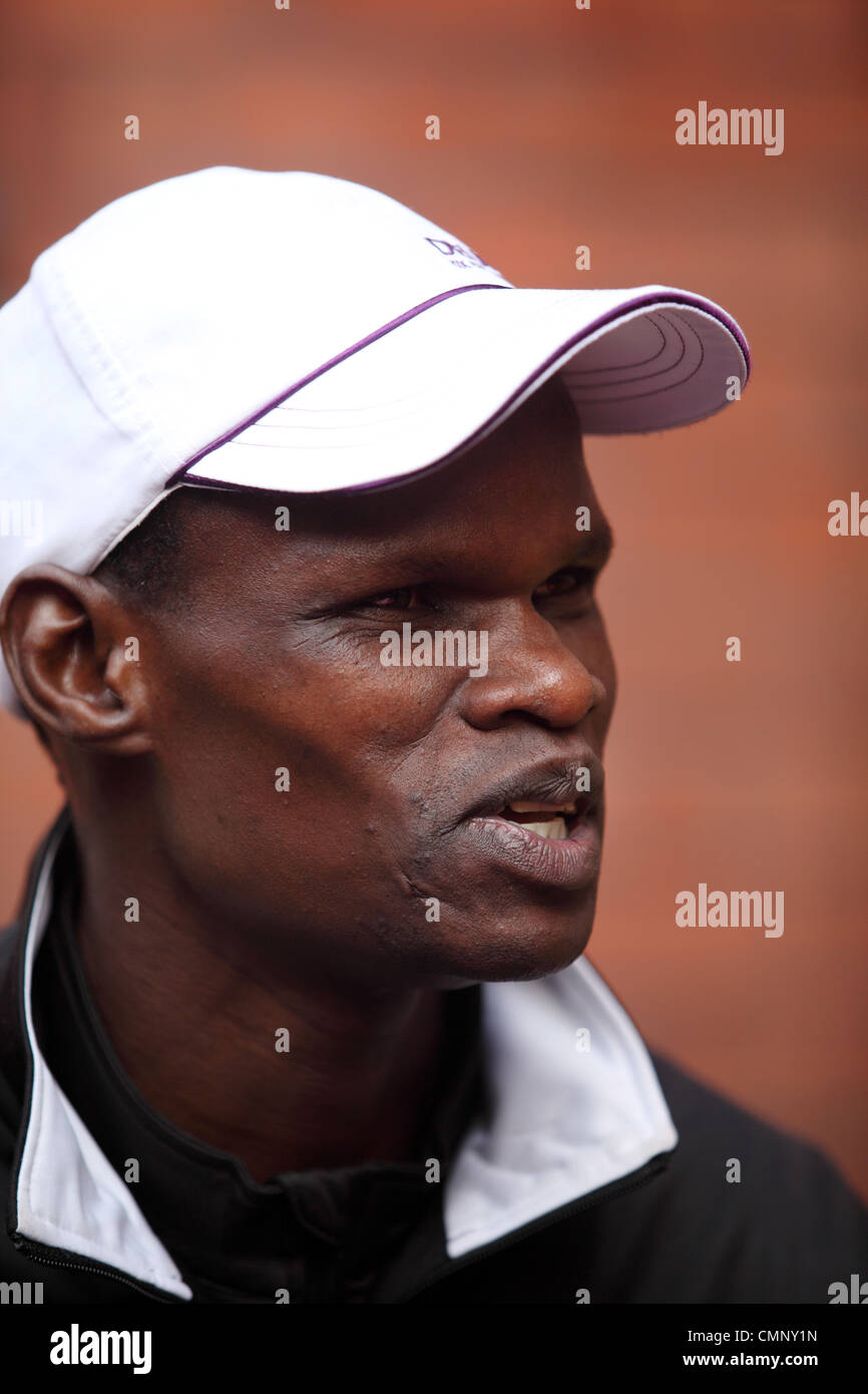 John Ekiru Kelai, homme coureur de longue distance à partir du Kenya, qui se spécialise dans le marathon Banque D'Images