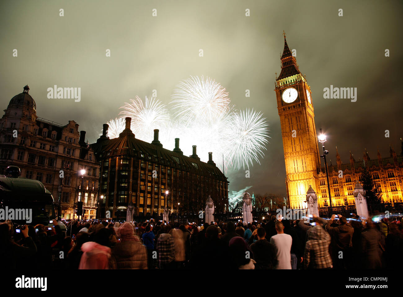 2012, Fireworks sur Big Ben à minuit Banque D'Images