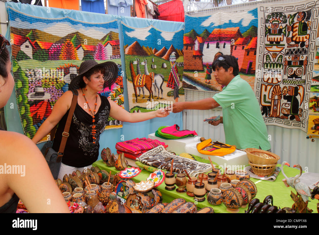 Arica Chile,Paseo Peatonal 21 de Mayo,centre commercial piétonnier,shopping de cadeau shoppers magasins marché marchés achats vente, magasin de détail Banque D'Images