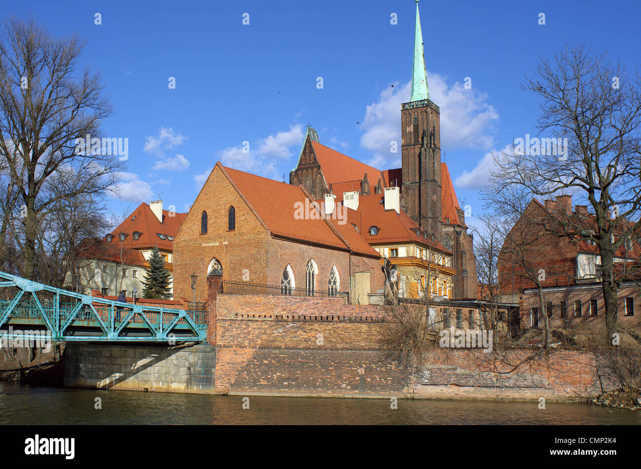 L'église gothique Sainte Croix Ostrow Tumski Wroclaw Pologne Banque D'Images