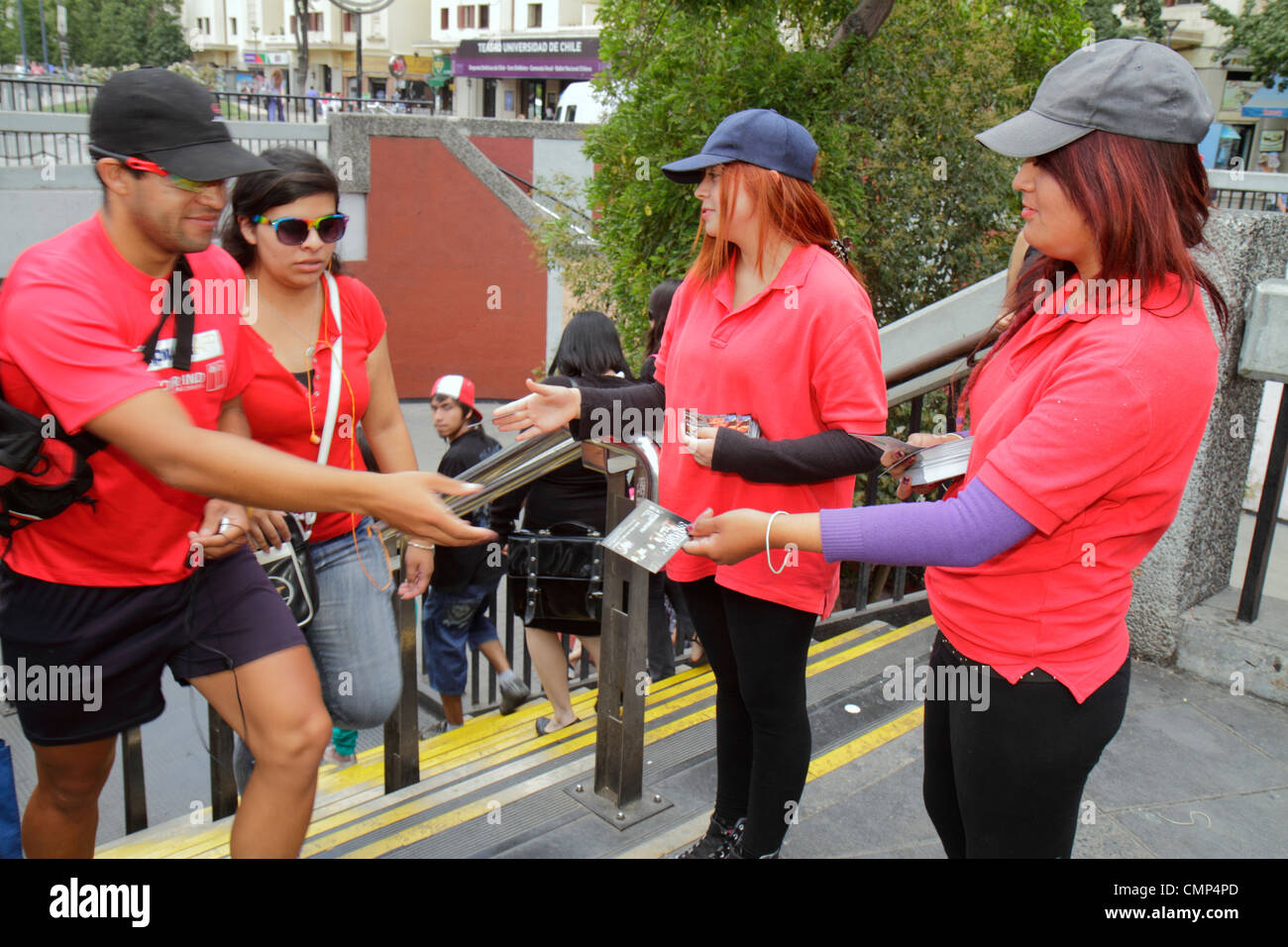 Santiago Chili, Providencia, Metro de Santiago, Baquedano Station, métro, train, train, escaliers, hispanique hispanique Latins Latino Latinos, hispaniques hispaniques Latino Latinos, Speakers espagnols Banque D'Images