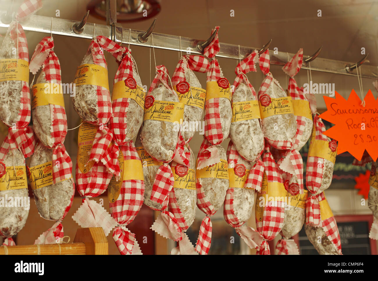 Saucisson sec, saucisson Français, France Banque D'Images