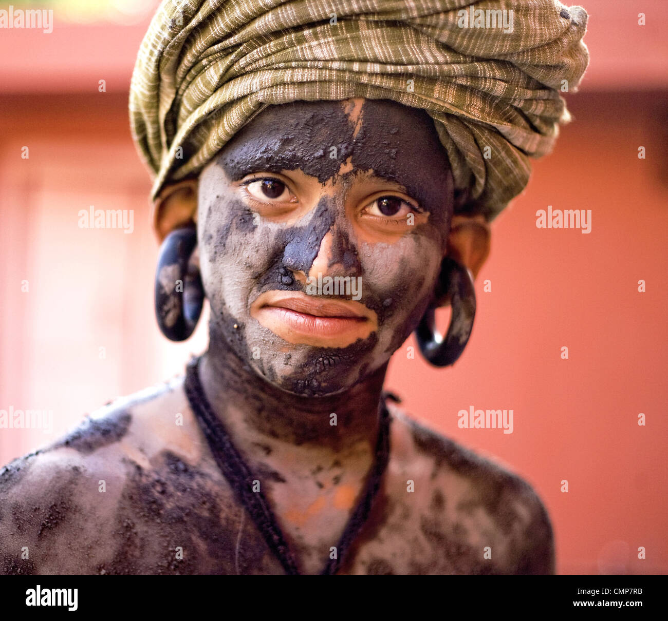 Saint homme indien appartenait à la division des sadhus Nath Banque D'Images