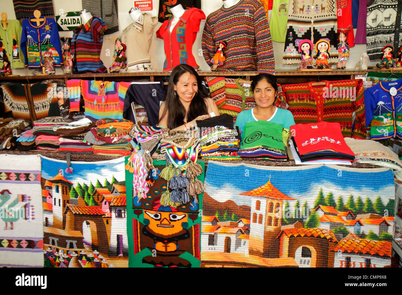 Lima Peru,Jiron de la Union,shopping shopper shoppers magasins marché achats vente, magasin de détail magasins entreprises d'affaires, district,textil Banque D'Images