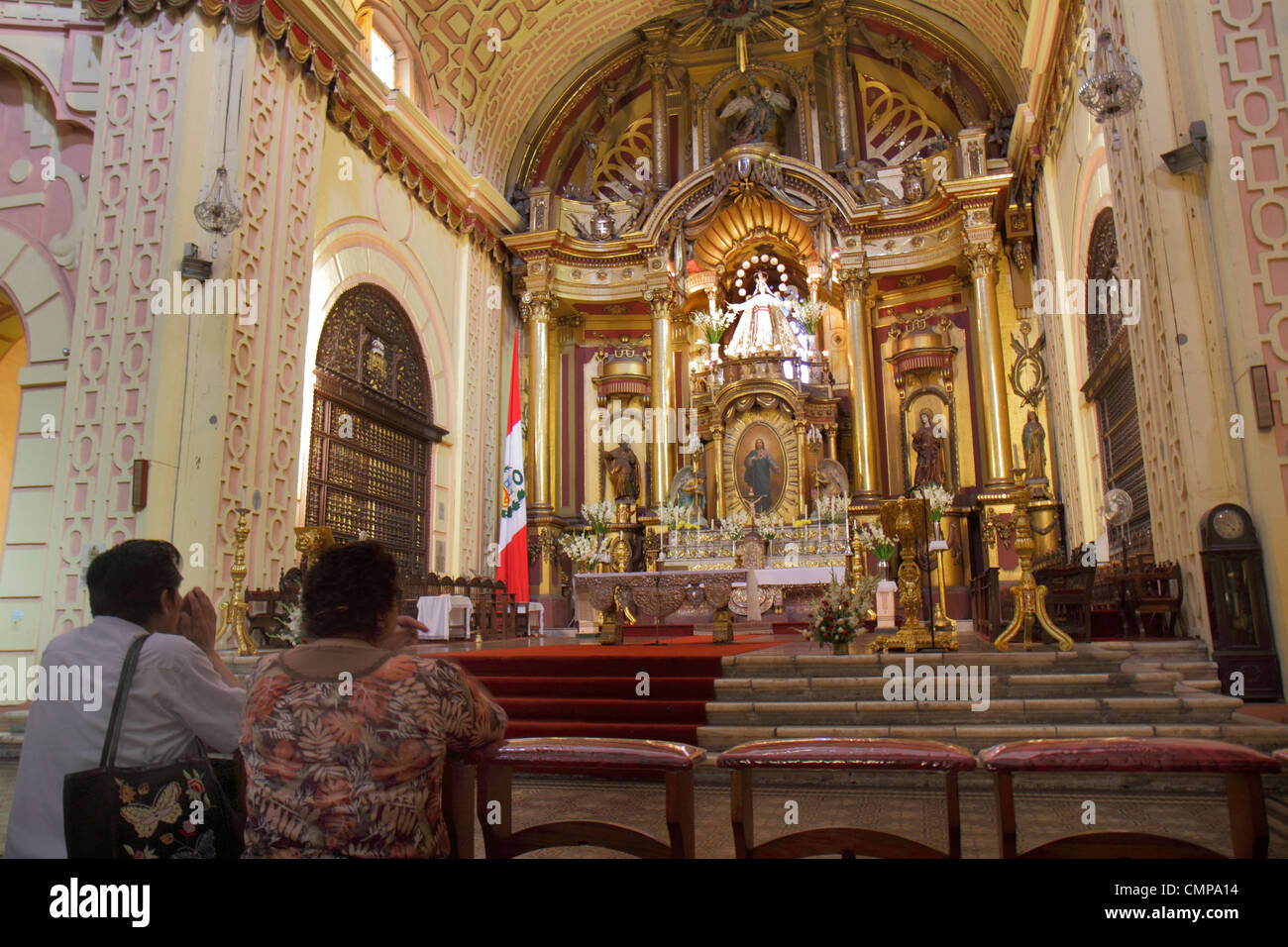 Lima Pérou,Jiron de la Union,quartier historique,Iglesia de la Merced,notre Dame de la Miséricorde,Basilique,Catholique,église,religion,architecture richement décorée,Baroque,alt Banque D'Images