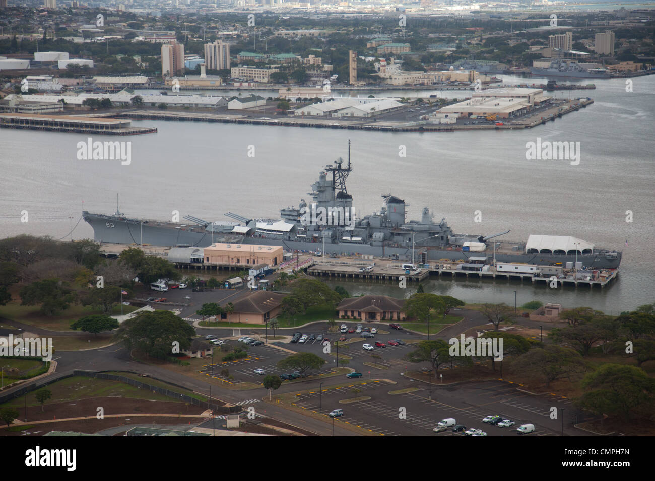 Vue aérienne de l'USS Missouri (BB-63) ('Mighty Mo' ou 'Big Mo') est un cuirassé de classe Iowa Banque D'Images