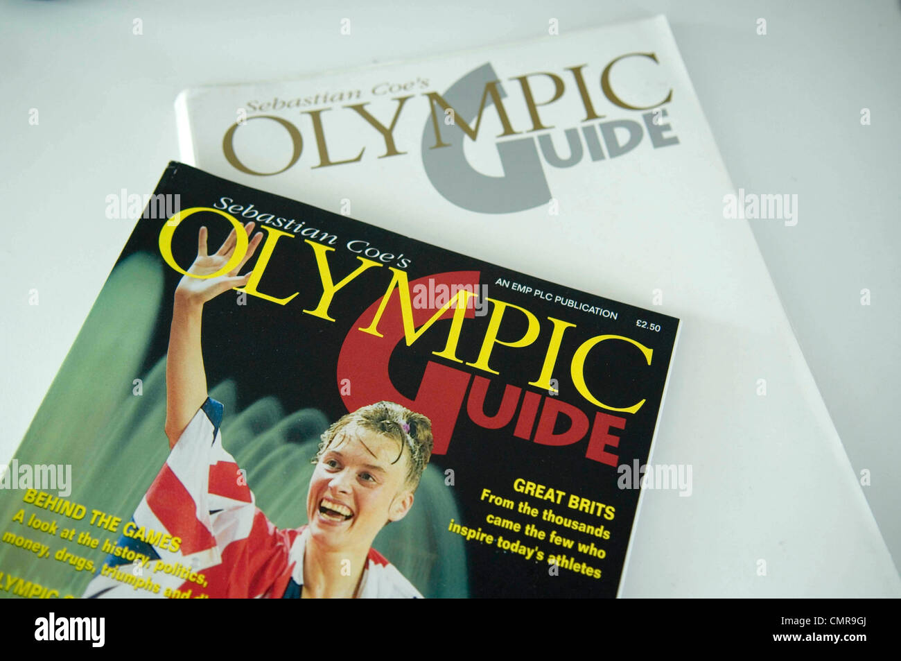 Magazine nommée 'Sebastian Coe's Guide" de l'olympique des Jeux Olympiques de 1992 qui ont eu lieu à Barcelone. Banque D'Images