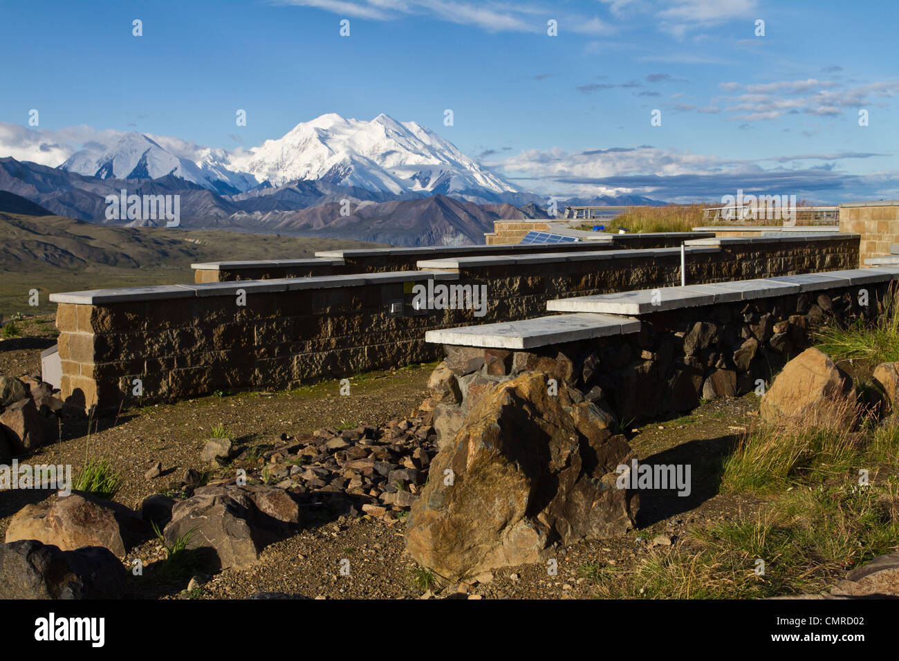 La vue sur le Centre d'Eielson de Mt. McKinley (Denali) le plus haut sommet en Amérique du Nord, le parc national Denali, AK. Banque D'Images