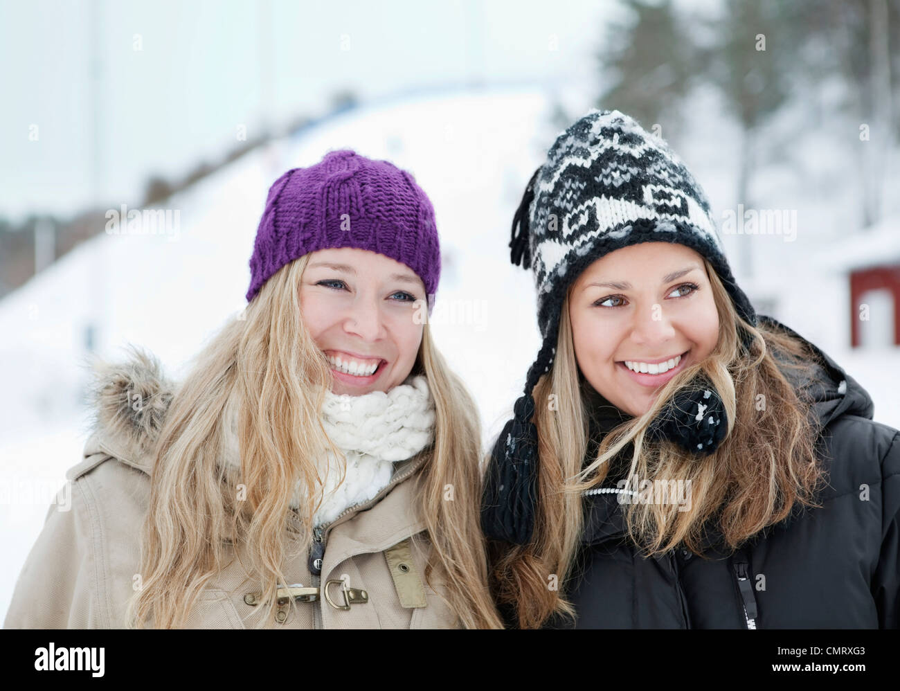 Vacances d'hiver sur les filles Banque D'Images