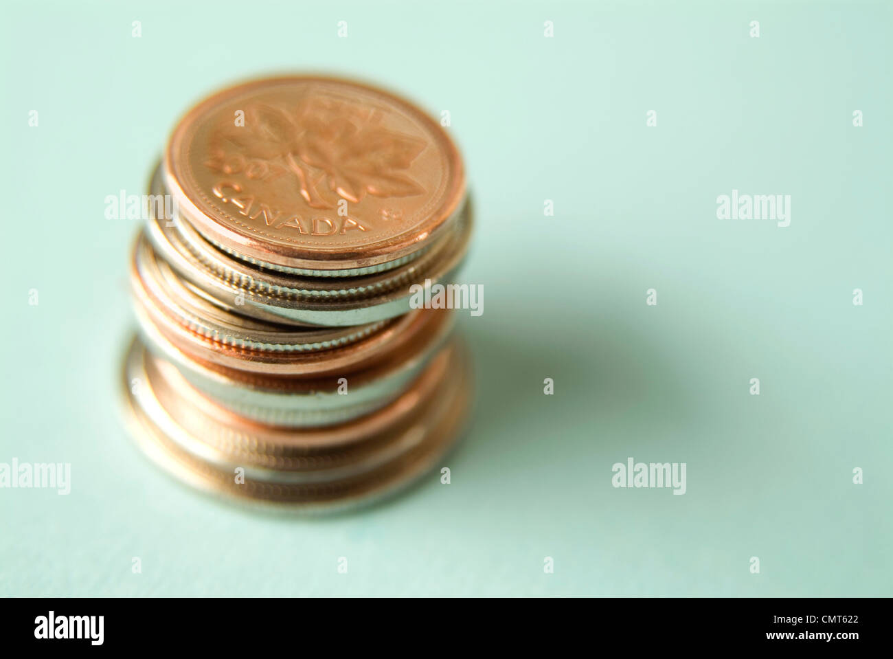 Des piles de pièces de monnaie canadienne Banque D'Images